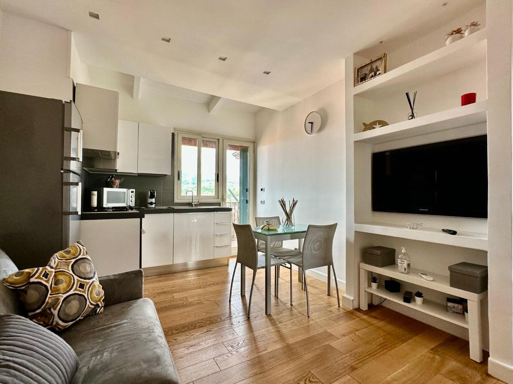 Suite Delicia Apartment - Appartamento Con Terrazza Napoli Eksteriør billede