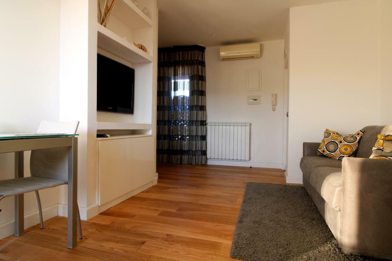 Suite Delicia Apartment - Appartamento Con Terrazza Napoli Eksteriør billede